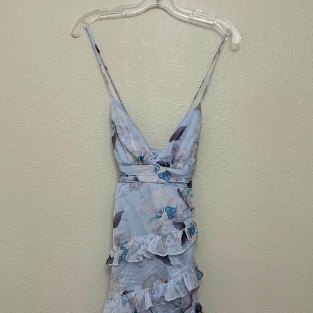 NEW Lulus Saveria Light Blue Floral Ruffle Asymmetrical Maxi Dress XS Party - Picture 6 of 9